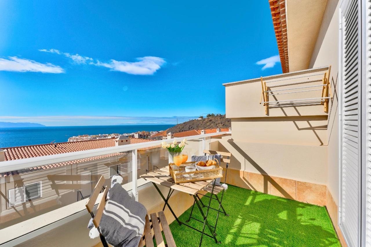 Black Beach Luxury Vacation House بويرتو دي سانتياغو المظهر الخارجي الصورة